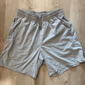 lululemon athletica Men's Light Gray Athletic Shorts